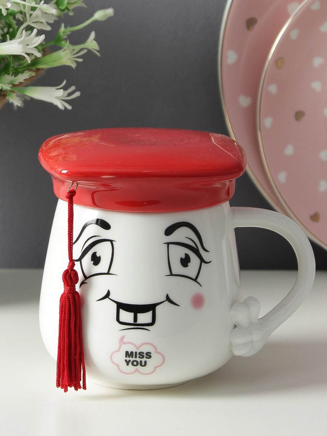 

A Vintage Affair- Home Decor Unisex White Solid Graduation Cap Lid Mug