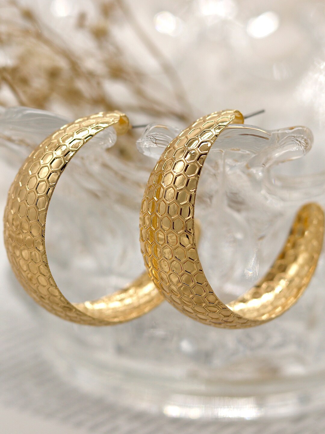 

JOKER & WITCH Gold-Plated Contemporary Half Hoop Earrings