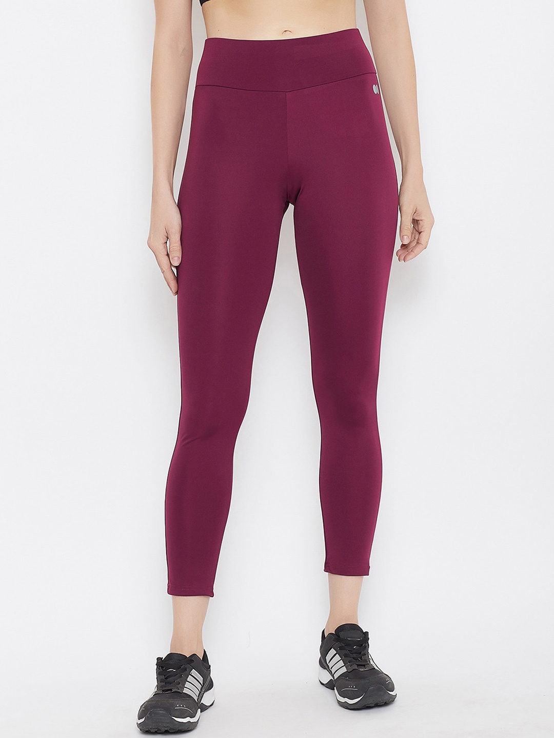 

Clovia Women Purple Solid Activewear Tights