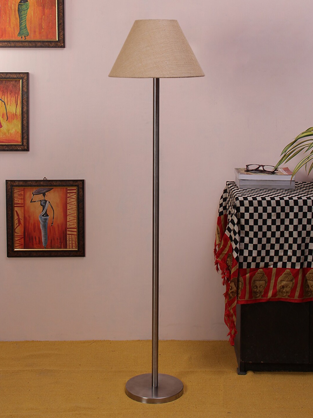 

Devansh Beige Solid Traditional Club Lamp with Shade