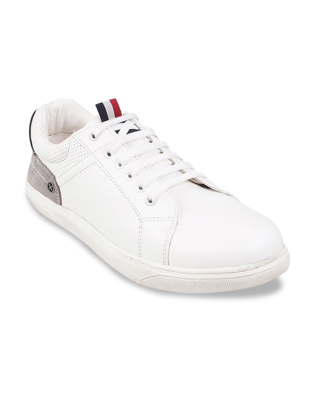 

Metro Men White Sneakers