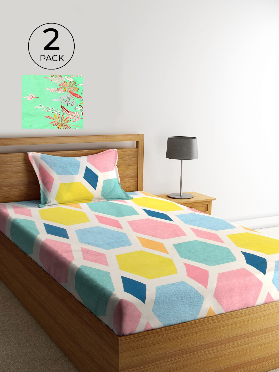 

KLOTTHE Geometric 300 TC Cotton Blend 2 Single Bedsheet with 2 Pillow Covers, Sea green
