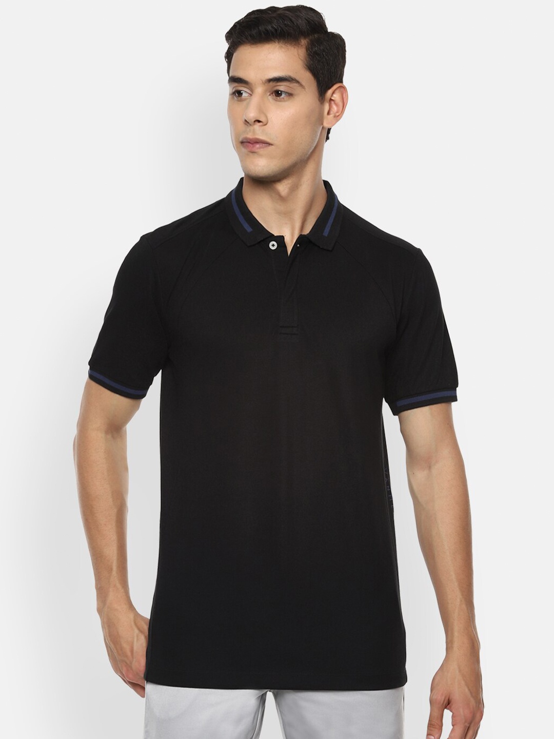 

Van Heusen Men Black Solid Polo Collar T-shirt