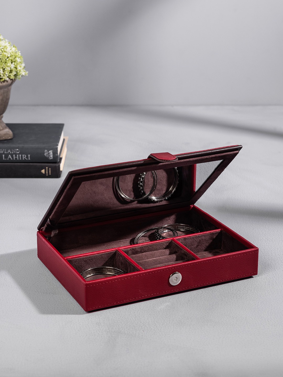 

Pure Home and Living Red & Brown Solid Rectangular Jewellery Box