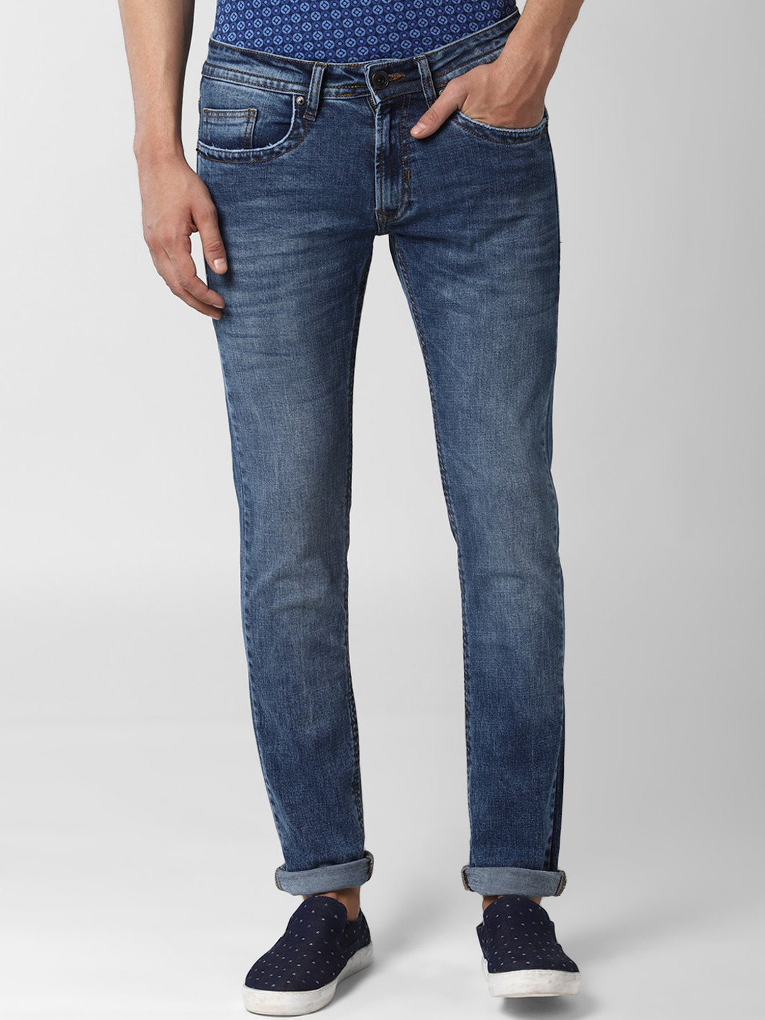 

Peter England Casuals Men Blue Skinny Fit Heavy Fade Stretchable Jeans