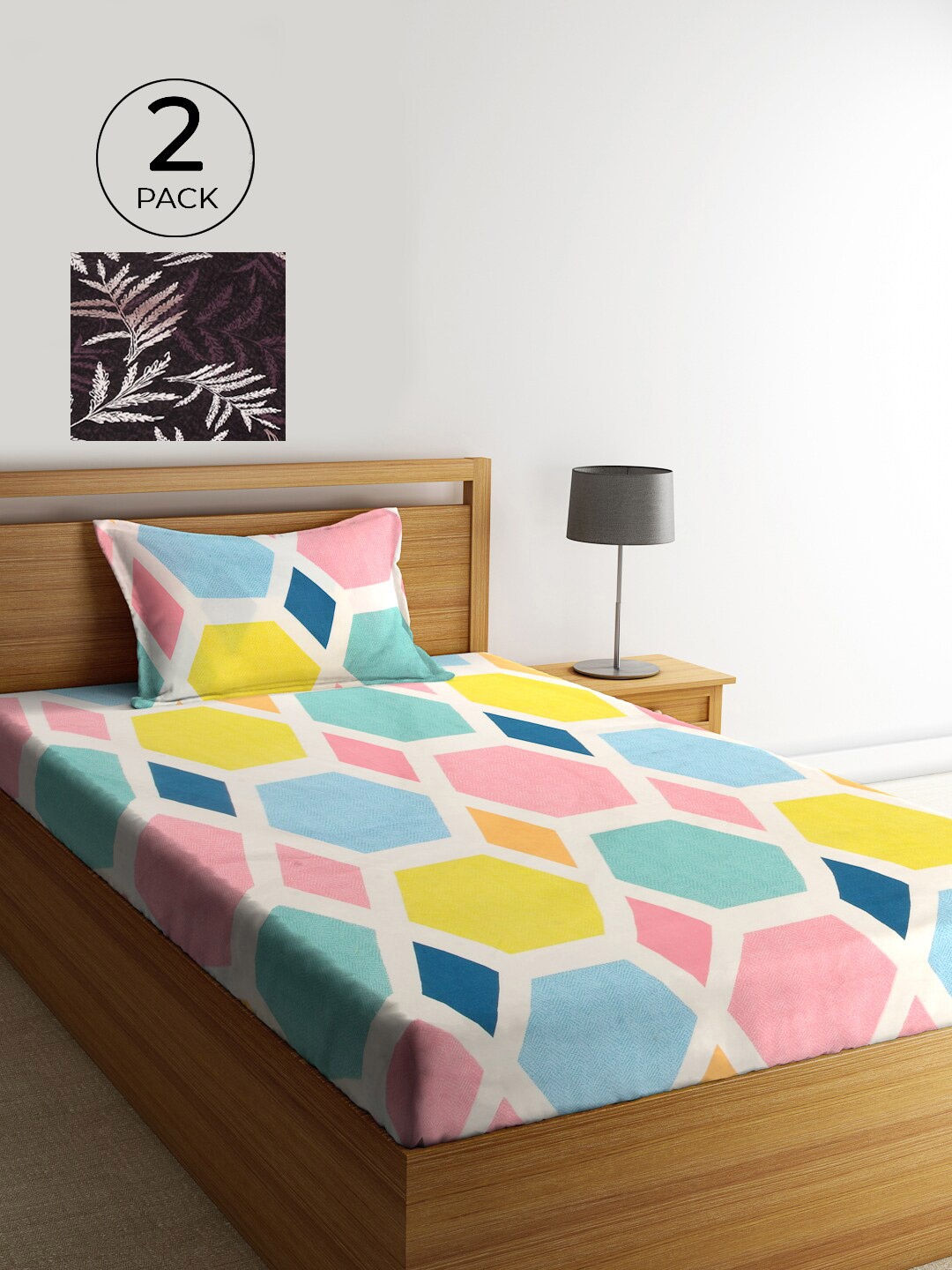 

KLOTTHE White & Pink Geometric 210 TC Polycotton 2 Single Bedsheet with 2 Pillow Covers