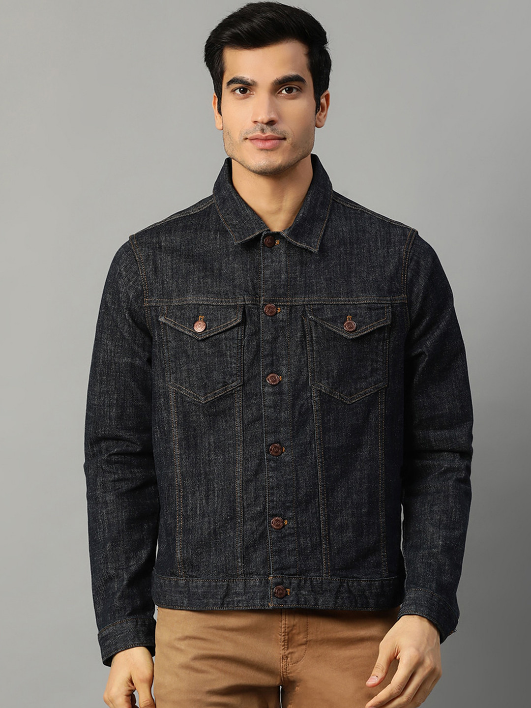 

Matinique Men Navy Blue Lightweight Denim Jacket