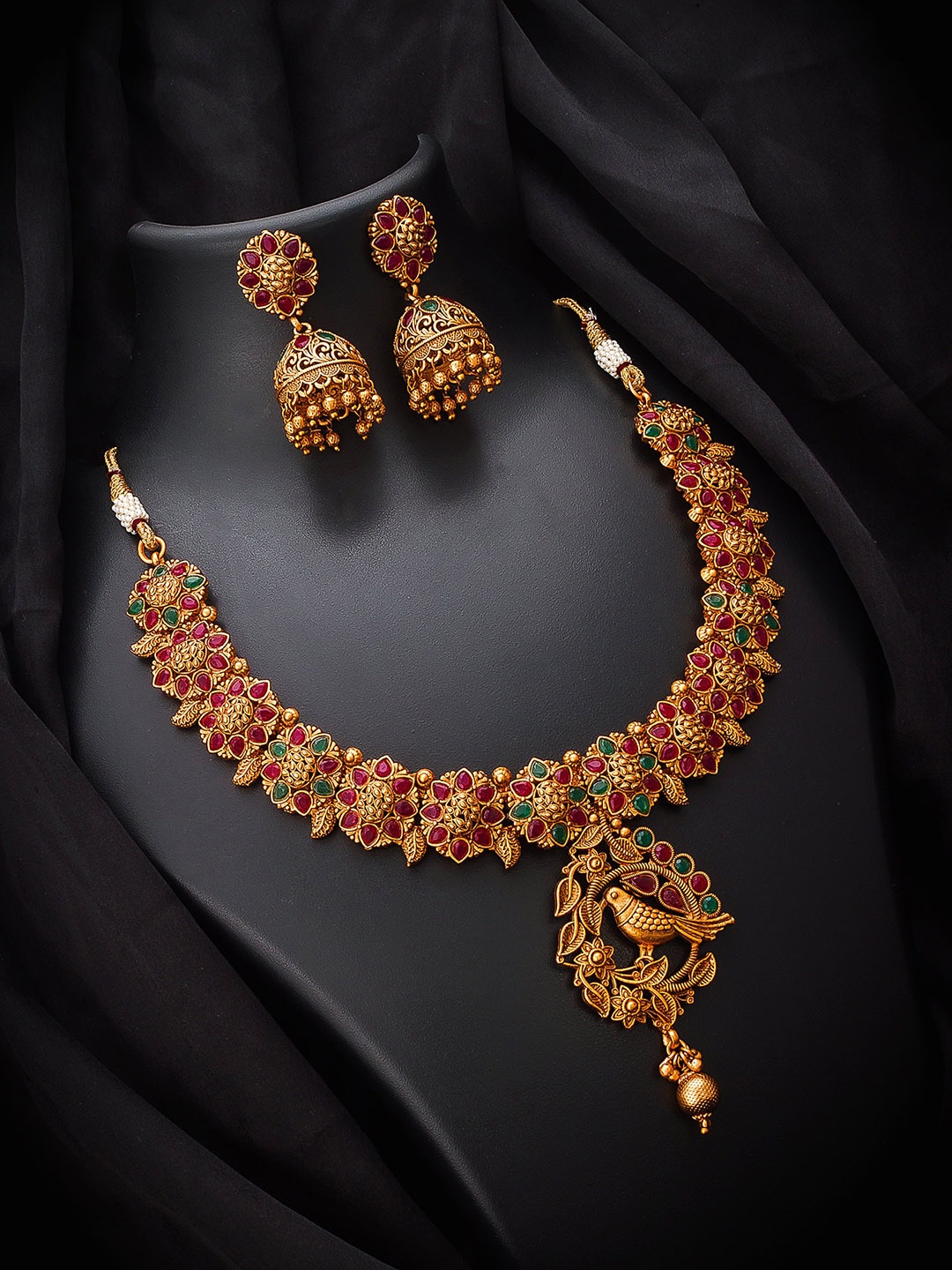 

aadita Pink & Green Gold-Plated Stone Studded & Beaded Jewellery Set