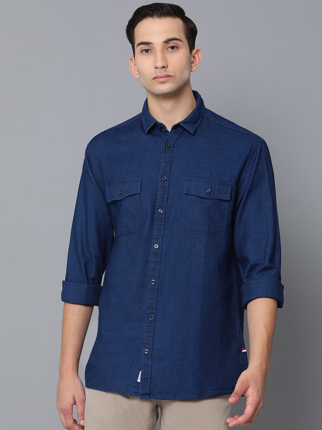 

LINDBERGH Men Blue Regular Fit Solid Casual Shirt