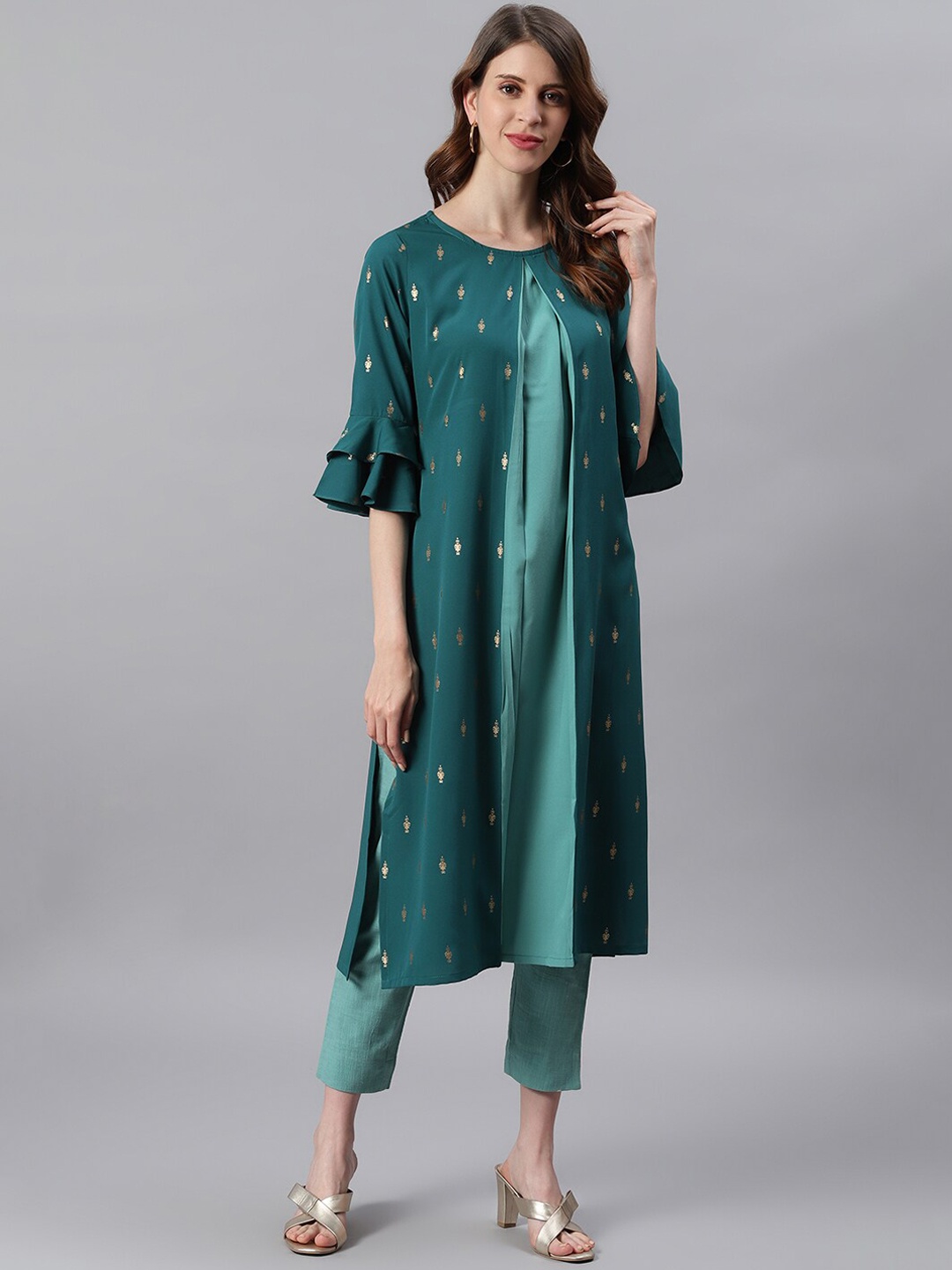 

Janasya Women Green Printed Bell Sleeves Crepe Kurta