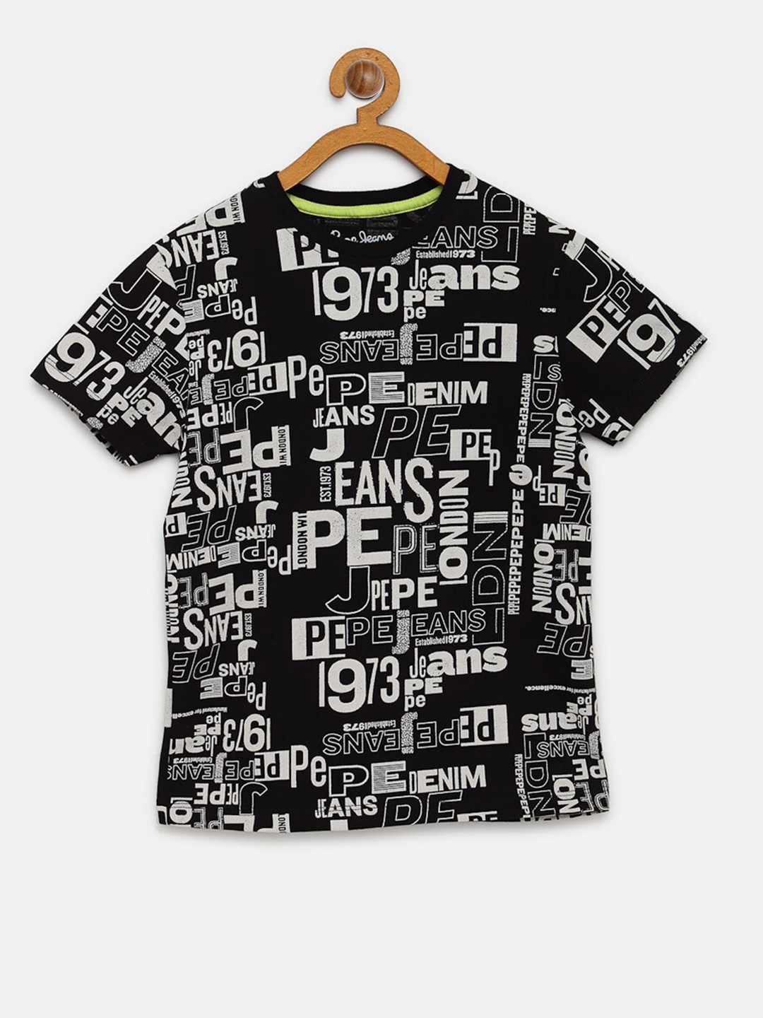 

Pepe Jeans Boys Black Printed Round Neck Pure Cotton T-shirt
