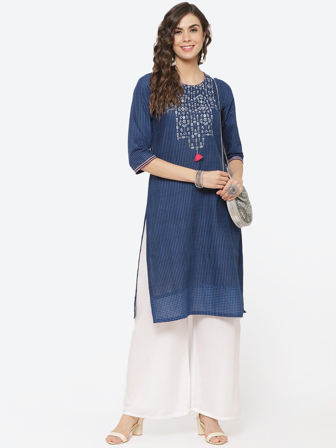 

Rangriti Women Navy Blue Floral Embroidered Cotton Kurta