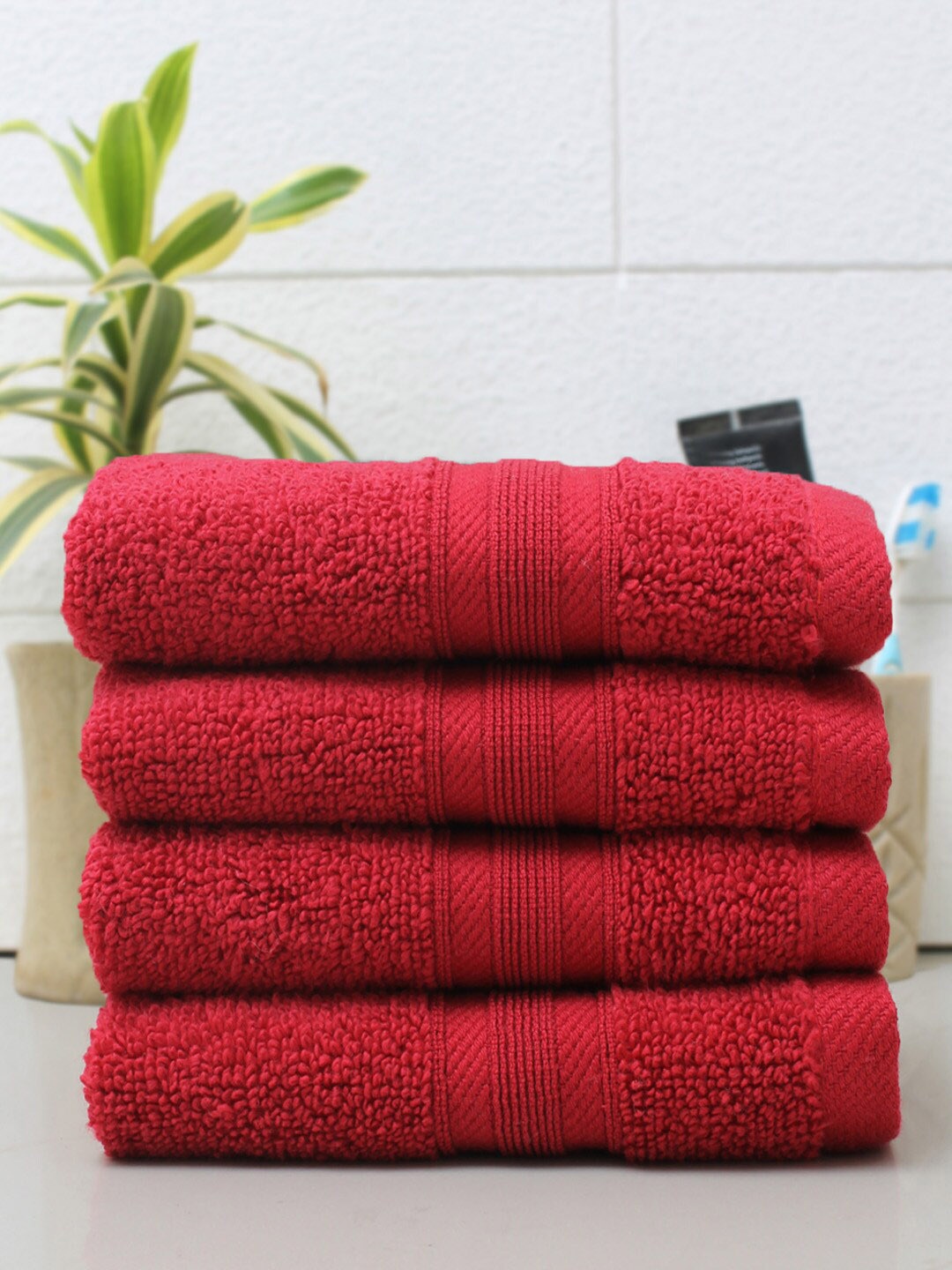 

AVI Living Set Of 4 Red Cotton Solid 550 GSM Face Towels