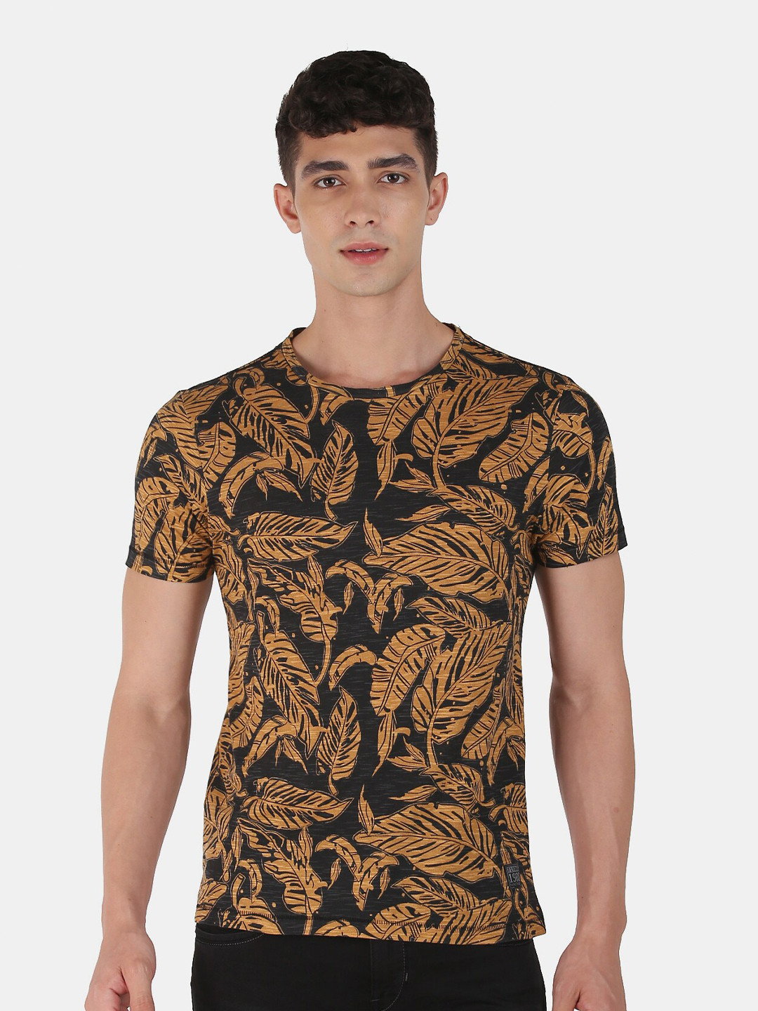 

Flying Machine Men Black Brown Leaves Print Pure Cotton T-shirt