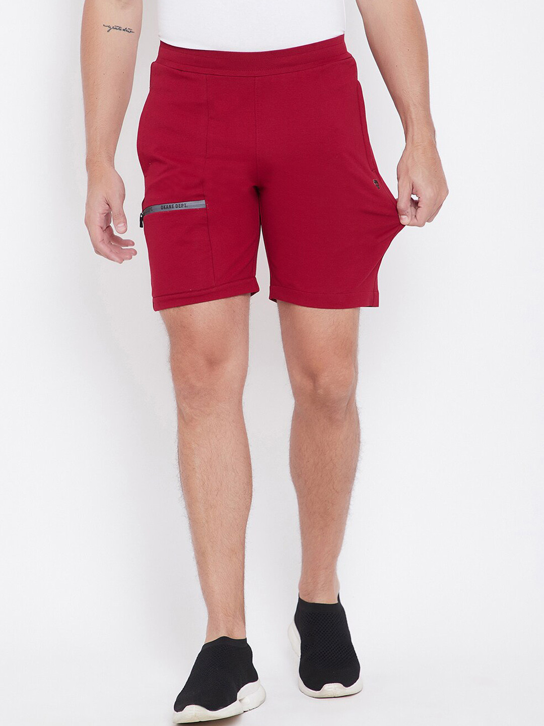 

Okane Men Red Solid Regular Fit Sports Shorts