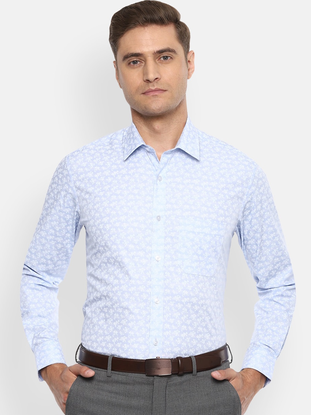 

Louis Philippe Men Blue Slim Fit Checked Casual Shirt