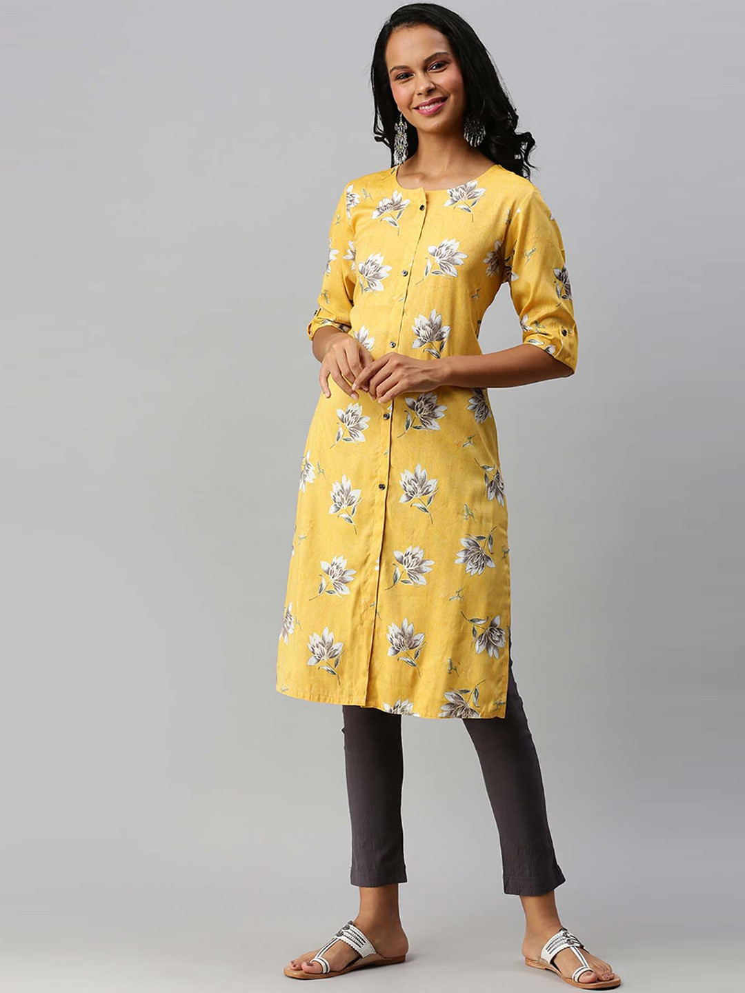 

Soch Women Yellow & Off White Ethnic Motifs Printed Straight Kurta