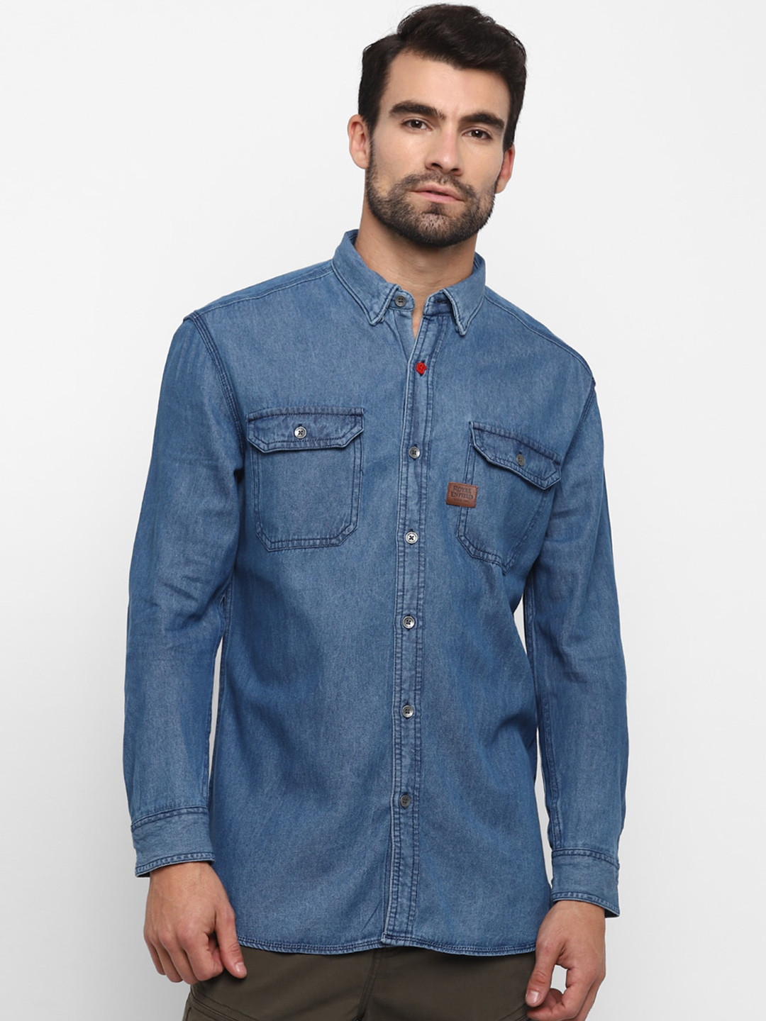 

Royal Enfield Men Blue Regular Fit Solid Casual Shirt