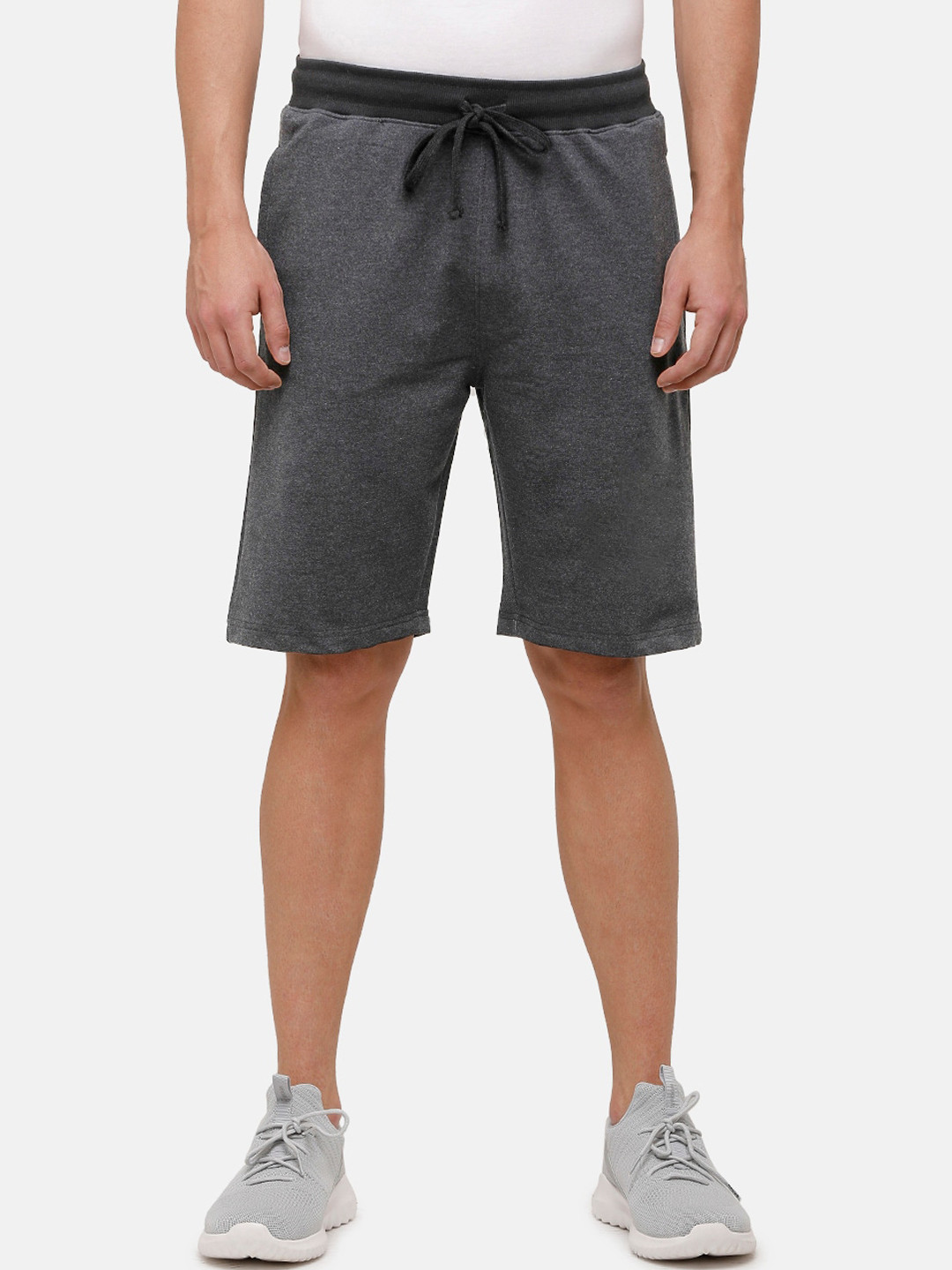 

MADSTO Men Grey Solid Regular Fit Regular Shorts