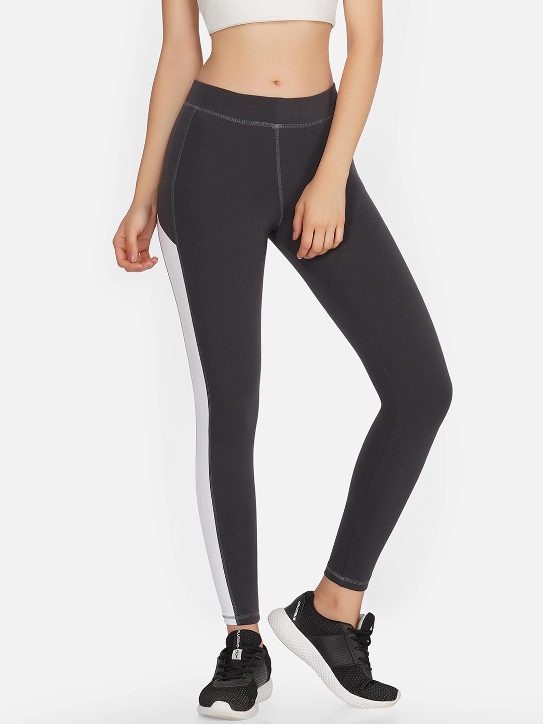 

NEU LOOK FASHION Women Grey & White Colourblocked Gym Tights