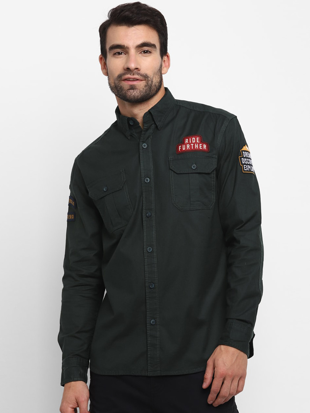

Royal Enfield Men Green Regular Fit Solid Casual Shirt