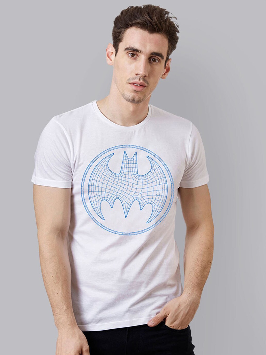

Free Authority Men White Batman Print Round Neck Cotton Pure Cotton T-shirt