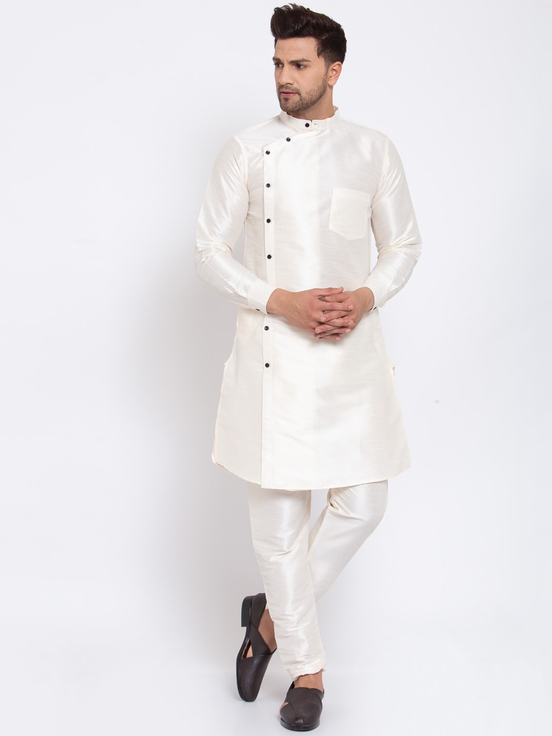 

KLOTTHE Men Cream-Coloured Solid Straight Kurta & Pyjamas