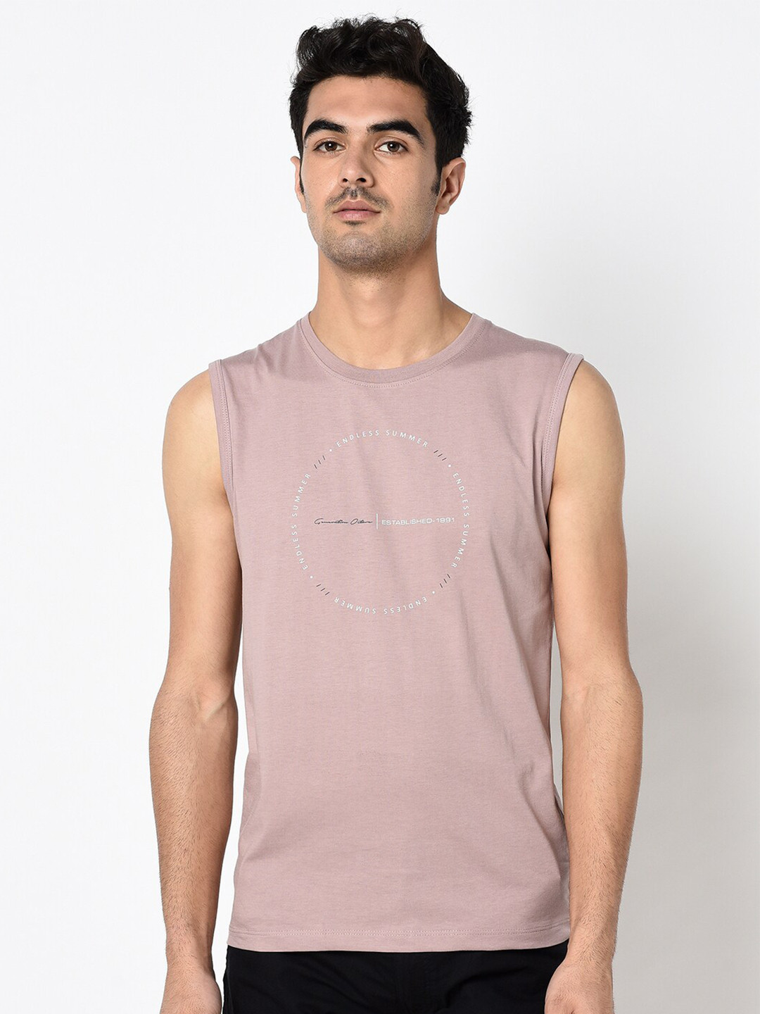 

Octave Men Pink Printed Round Neck T-shirt