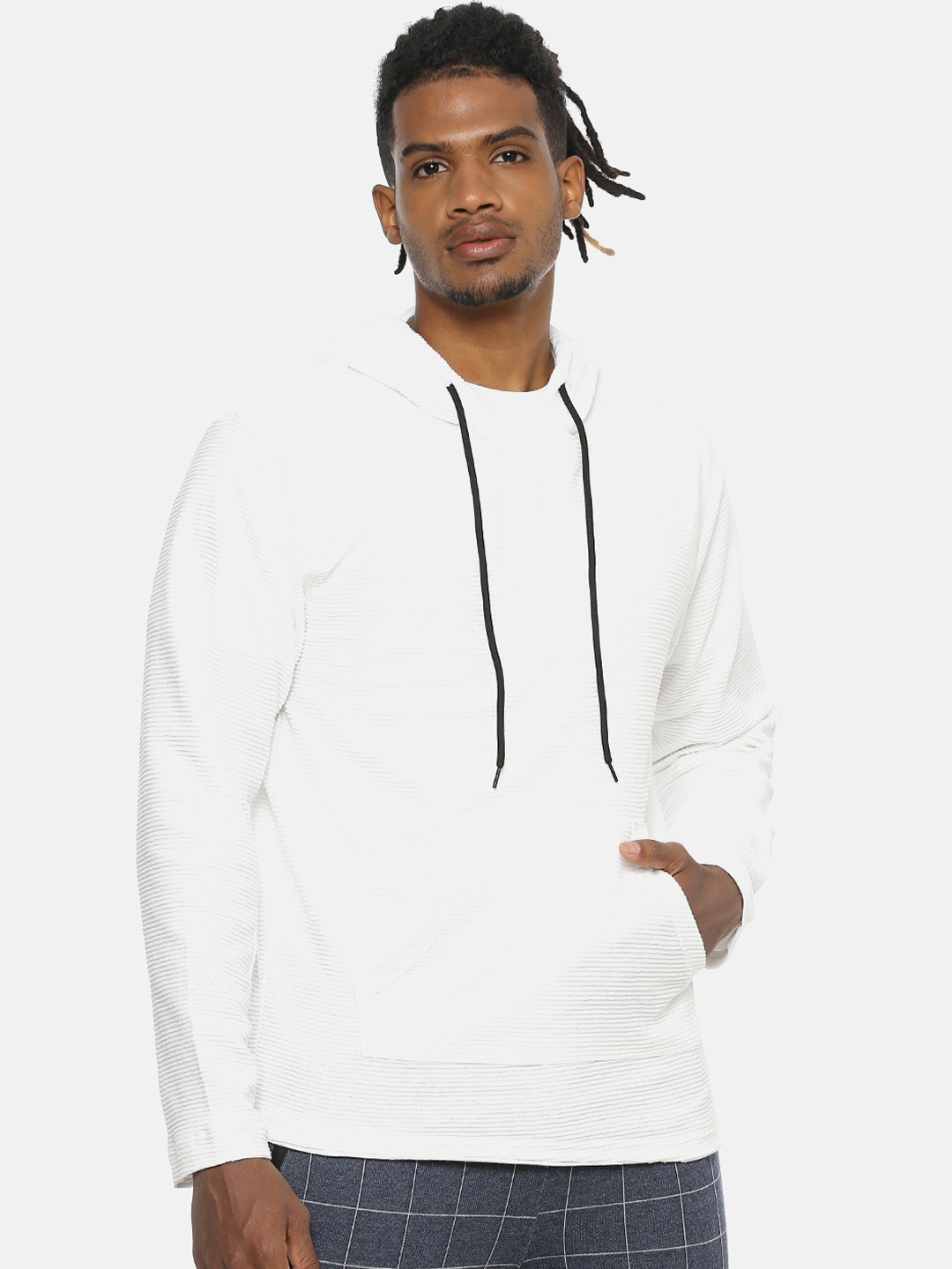 

Campus Sutra Men White Solid Sweatshirt