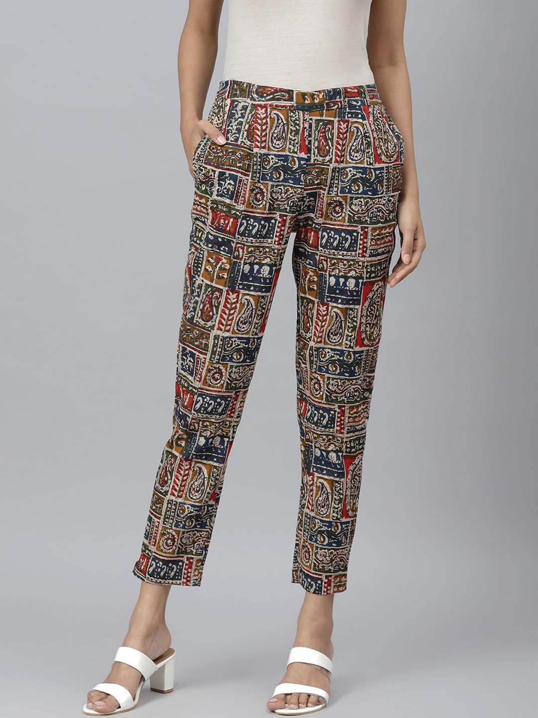 

JAIPUR ATTIRE Women Multicoloured Regular Fit Printed Cotton Cropped Trousers, Multi