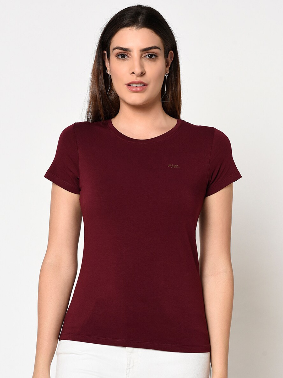 

METTLE Women Maroon Solid Round Neck T-shirt