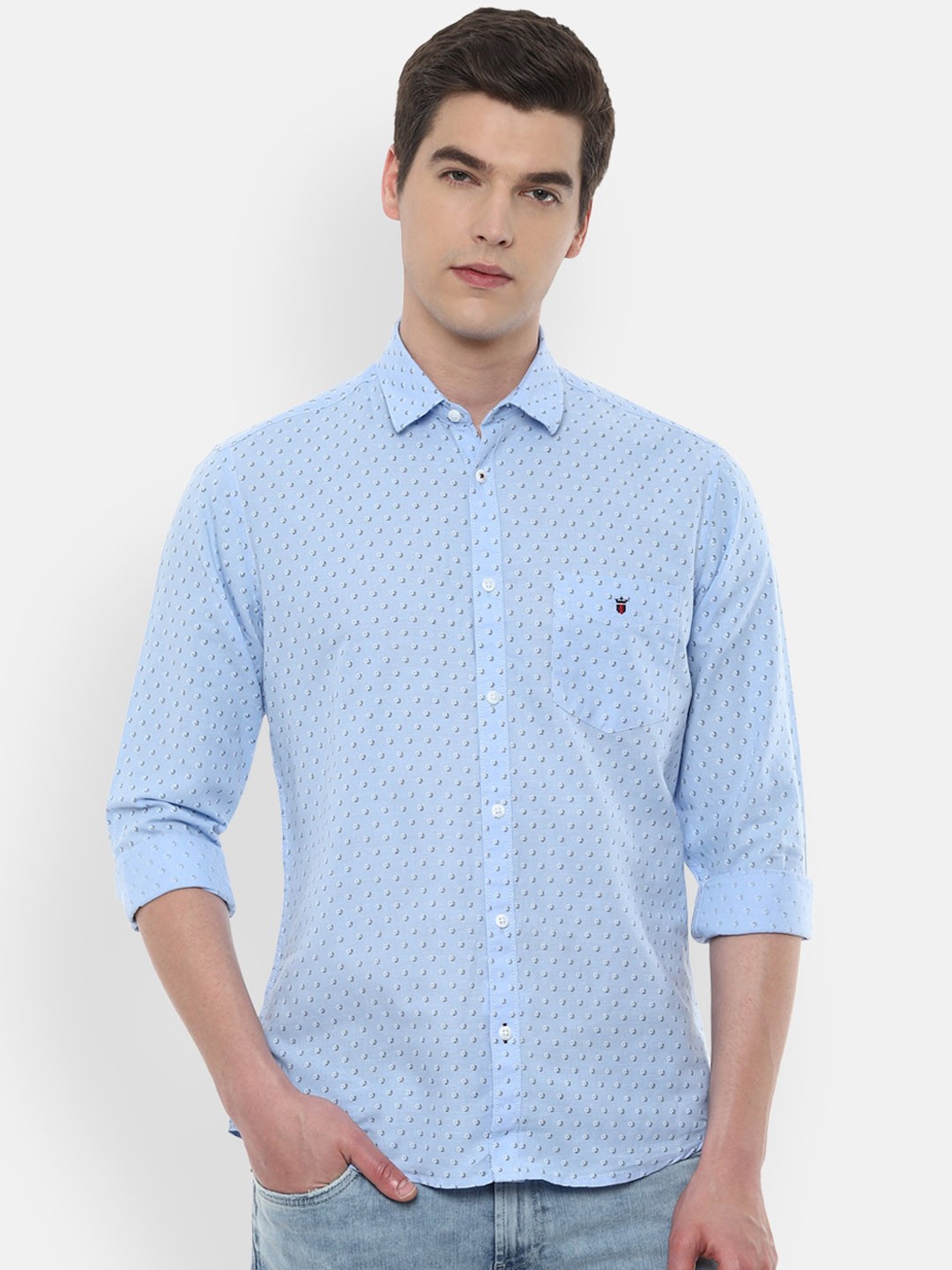 

Louis Philippe Sport Men Blue & White Slim Fit Printed Casual Shirt