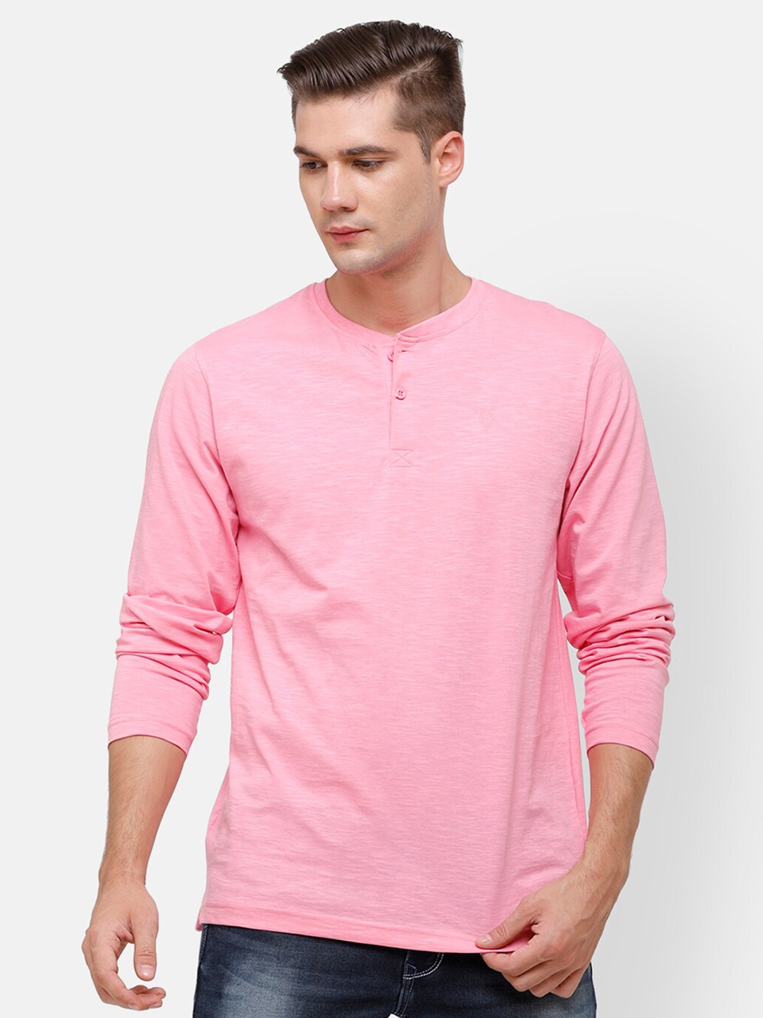 

Classic Polo Men Pink Solid Henley Neck T-shirt