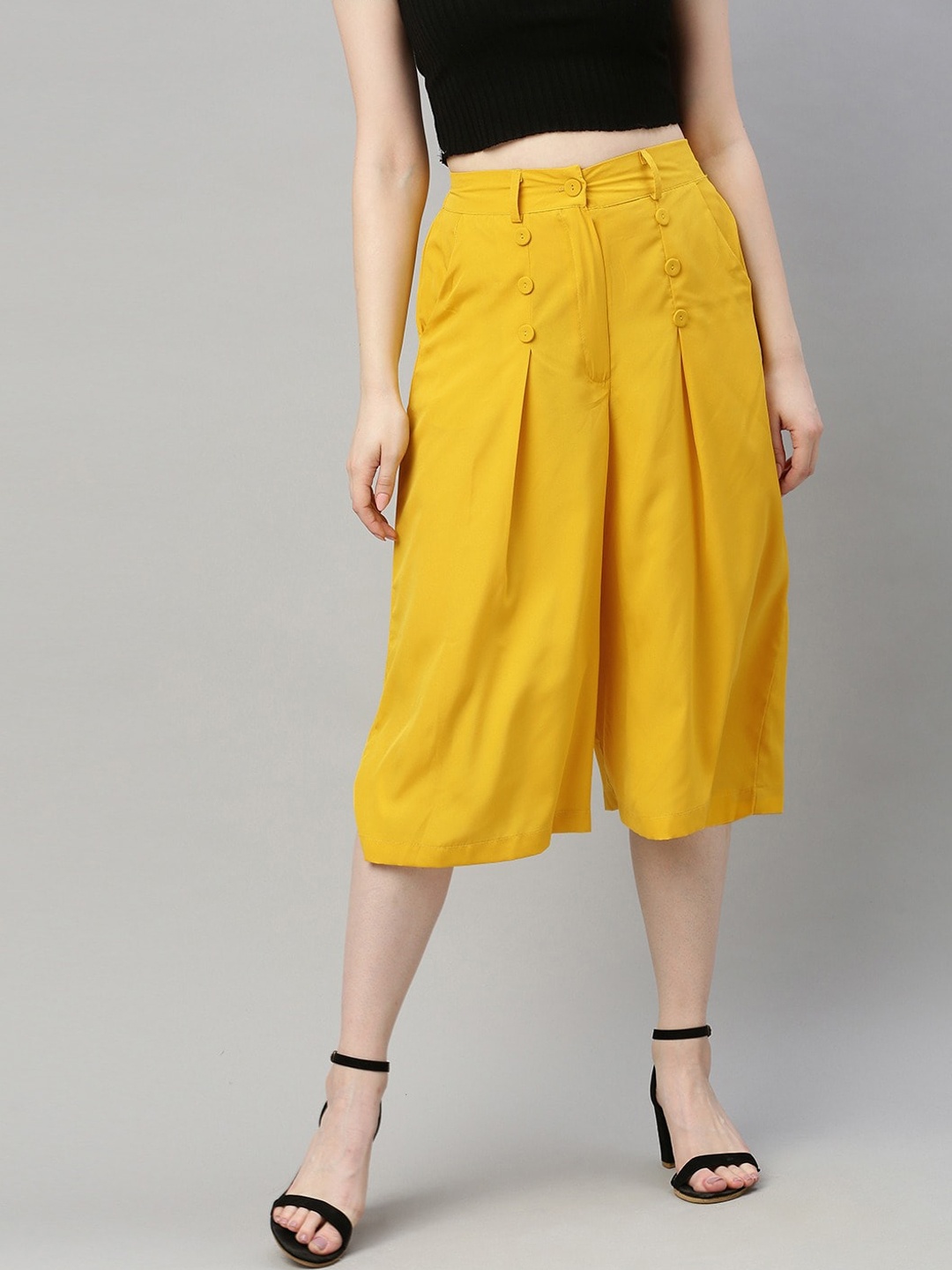 

Sera Women Yellow Flared Solid Culottes