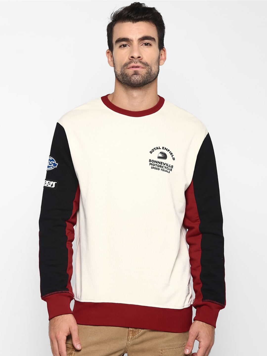 

Royal Enfield Men Off-White Printed Sweatshirt