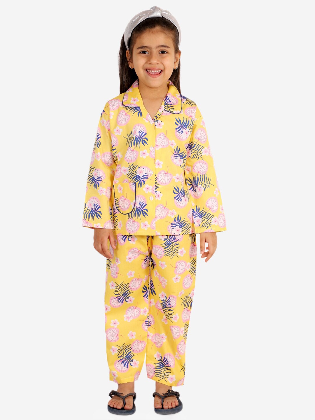 

KID1 Girls Yellow & Blue Hawaiian Print Cotton Night Suit