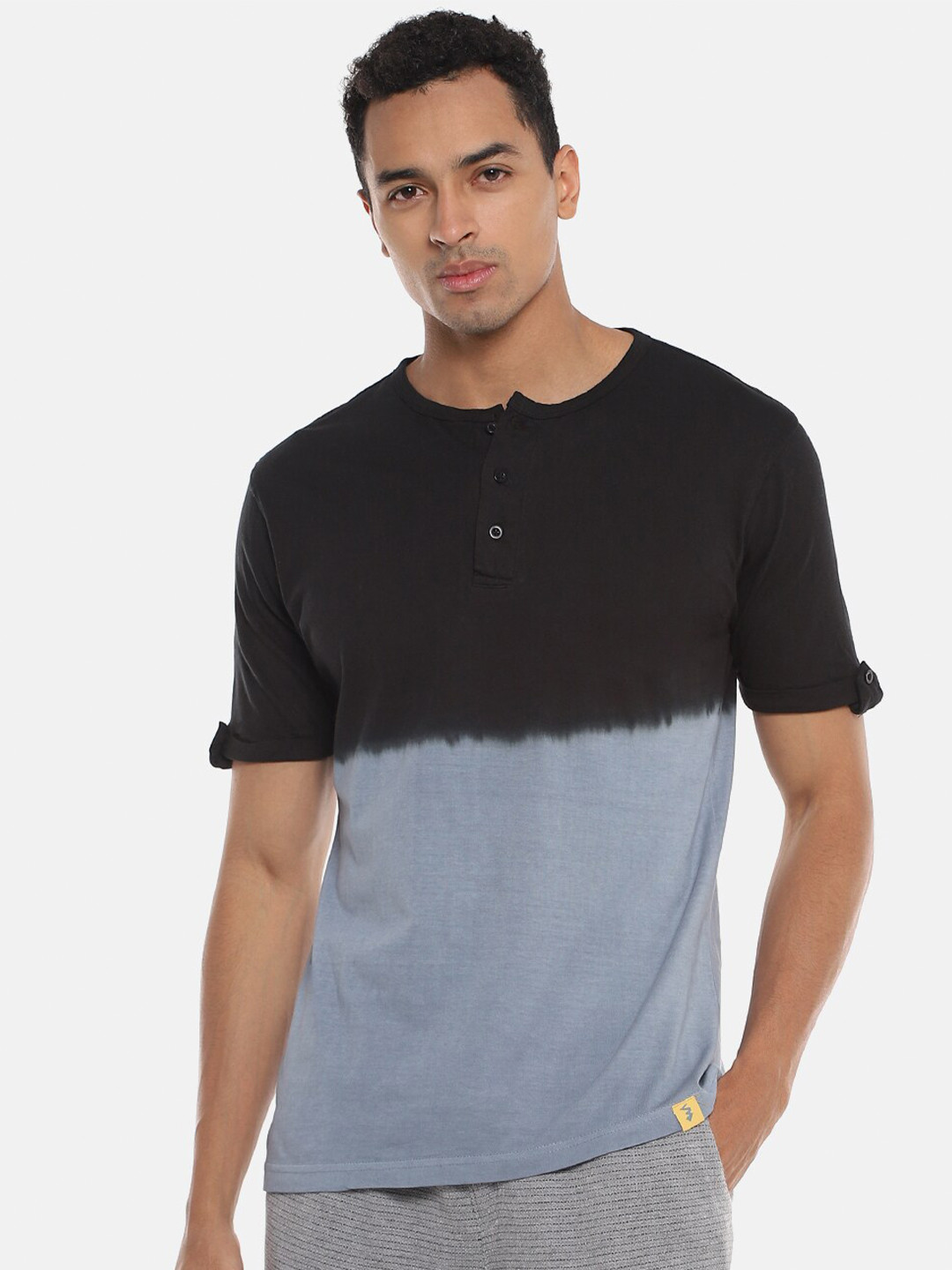 

Campus Sutra Men Grey & Blue Colourblocked Henley Neck Cotton T-shirt