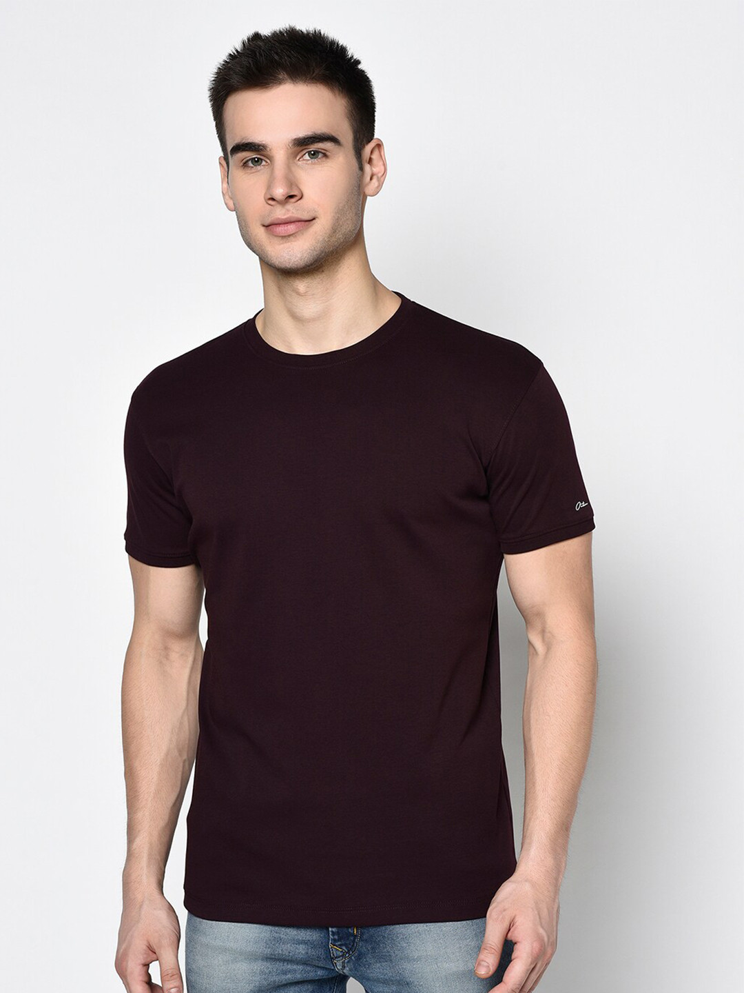 

Octave Men Burgundy Solid Cotton Pure Cotton T-shirt