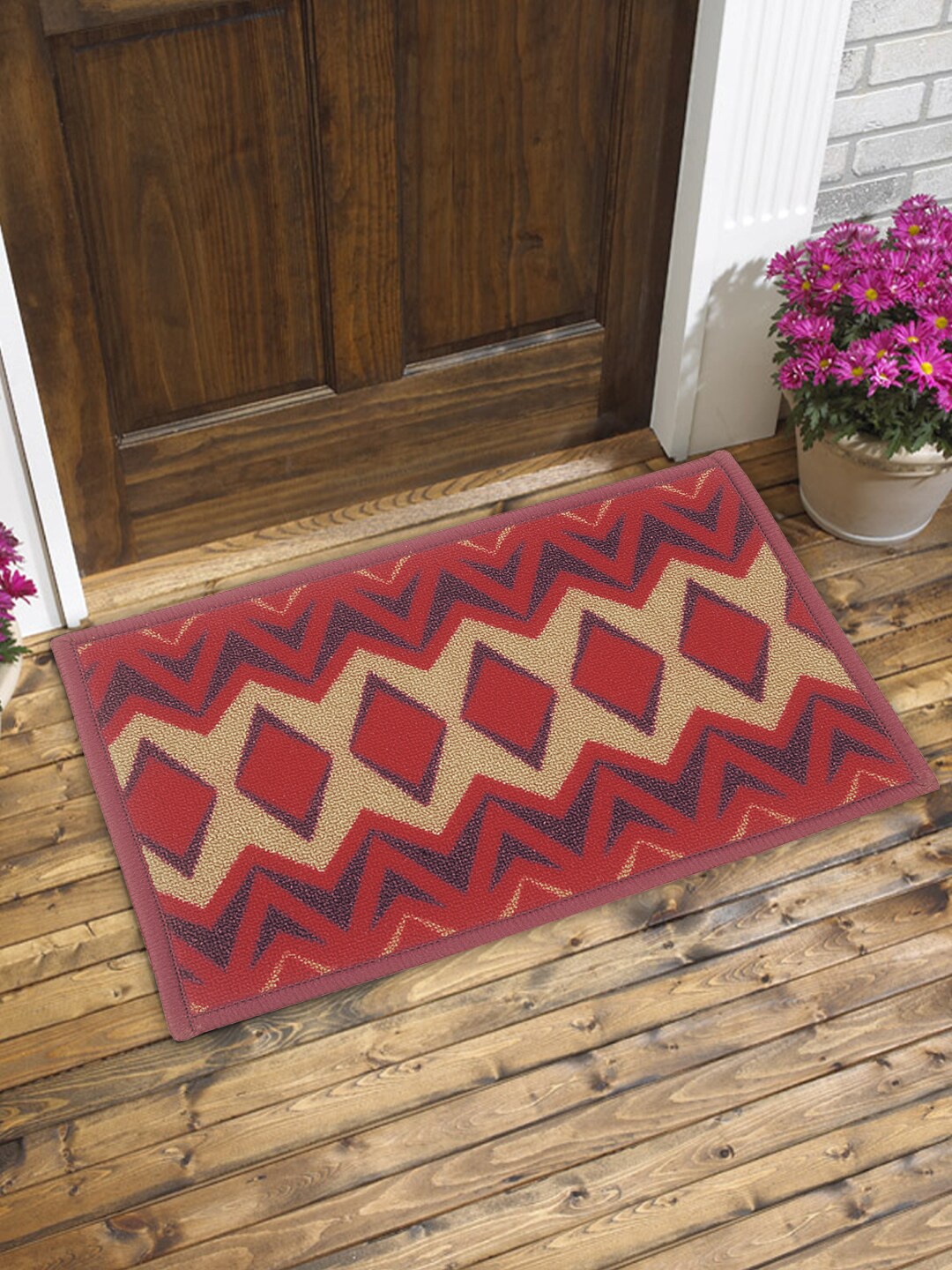 

BIANCA Red & Beige Printed Anti-Skid Doormat
