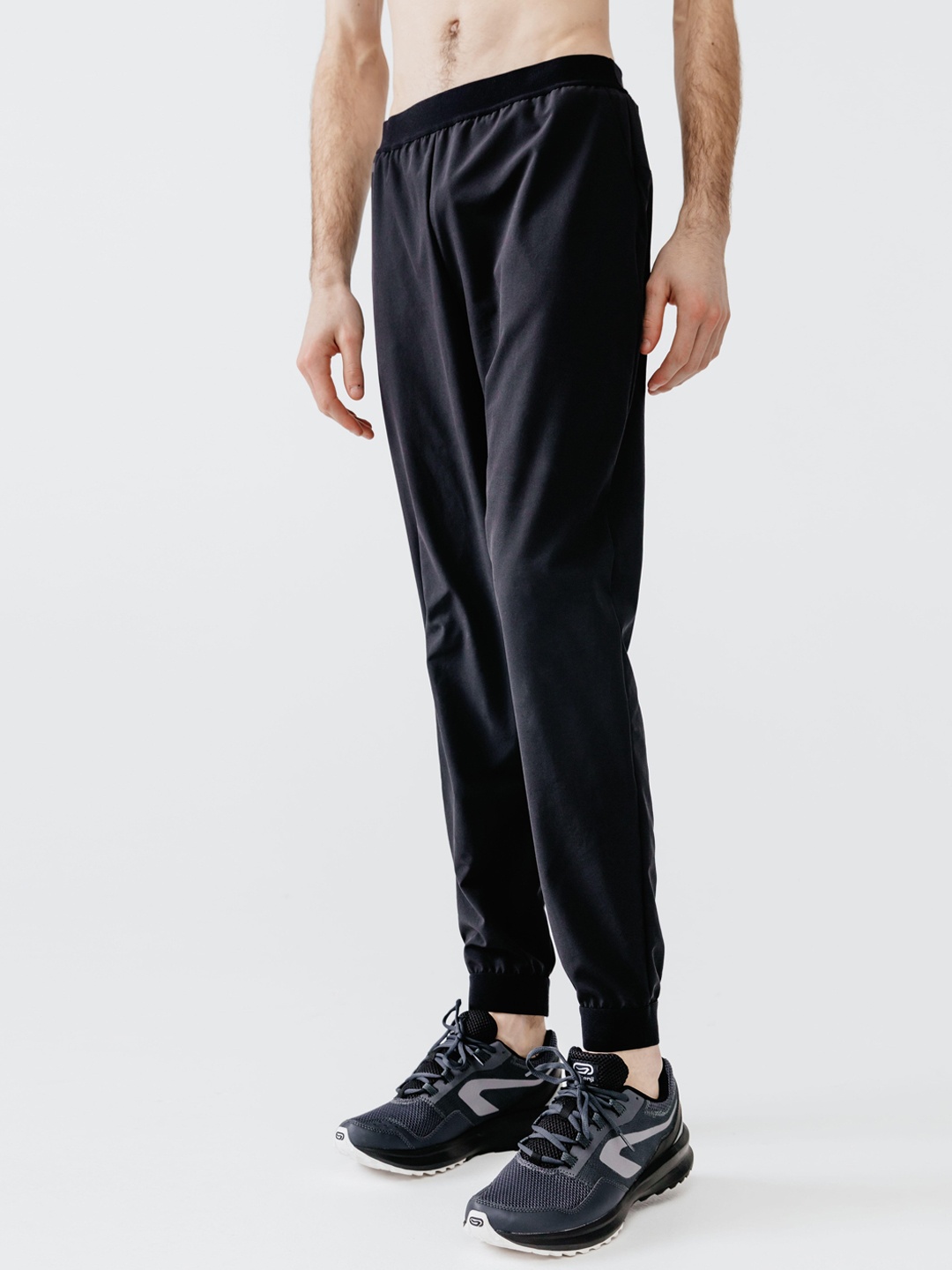 

Kalenji By Decathlon Men Black Solid Slim-Fit Dry Running Joggers