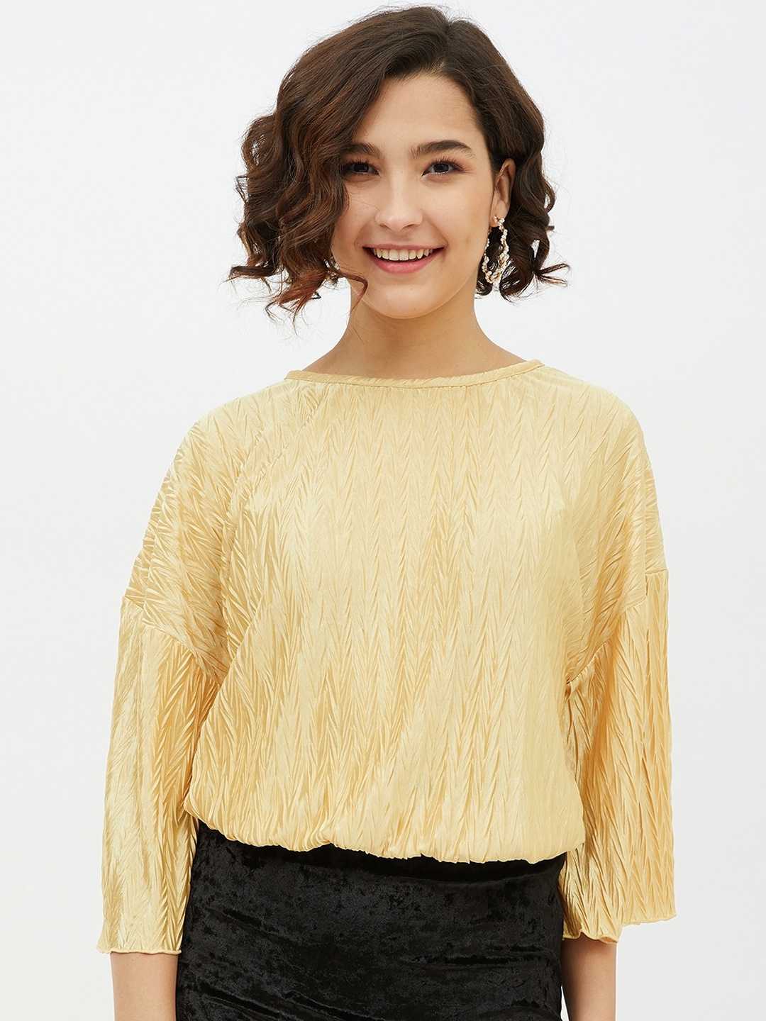 

StyleStone Gold-Toned Crinkle Pattern Top