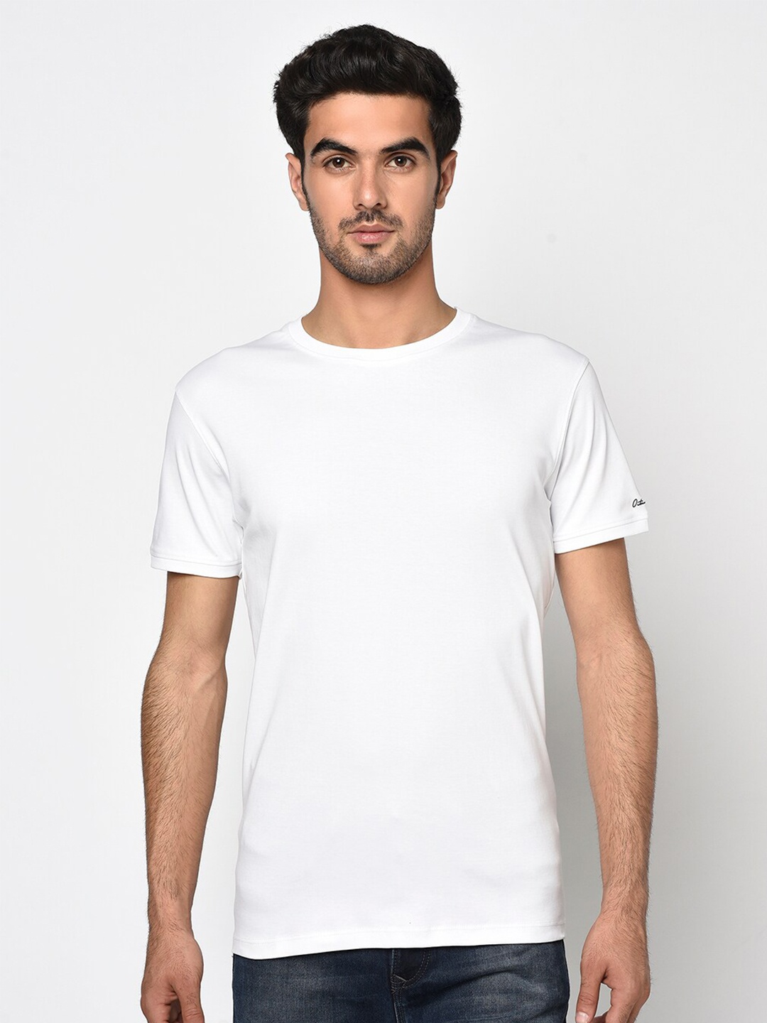 

Octave Men White Solid Cotton Pure Cotton T-shirt