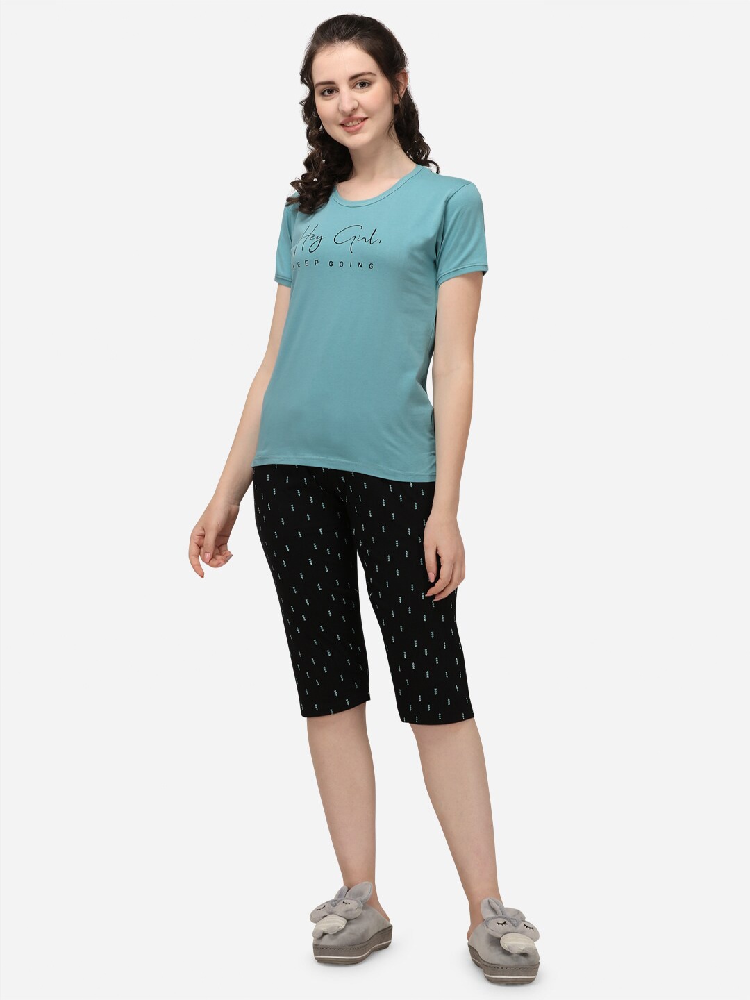 

Lenissa Women Teal & Black Printed Night suit