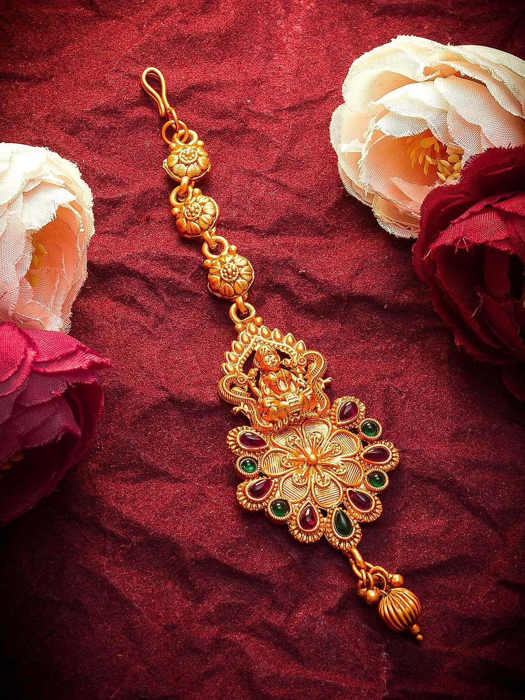 

Aadita Gold Toned American Diamond Maangtikka
