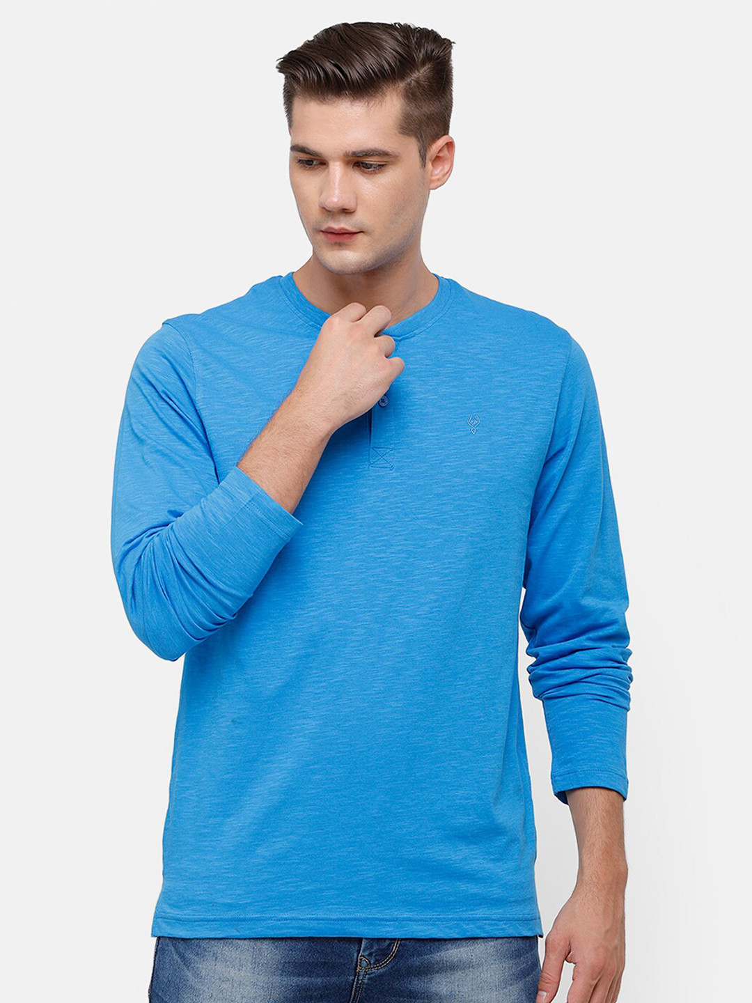 

Classic Polo Men Blue Solid Henley Neck Cotton T-shirt