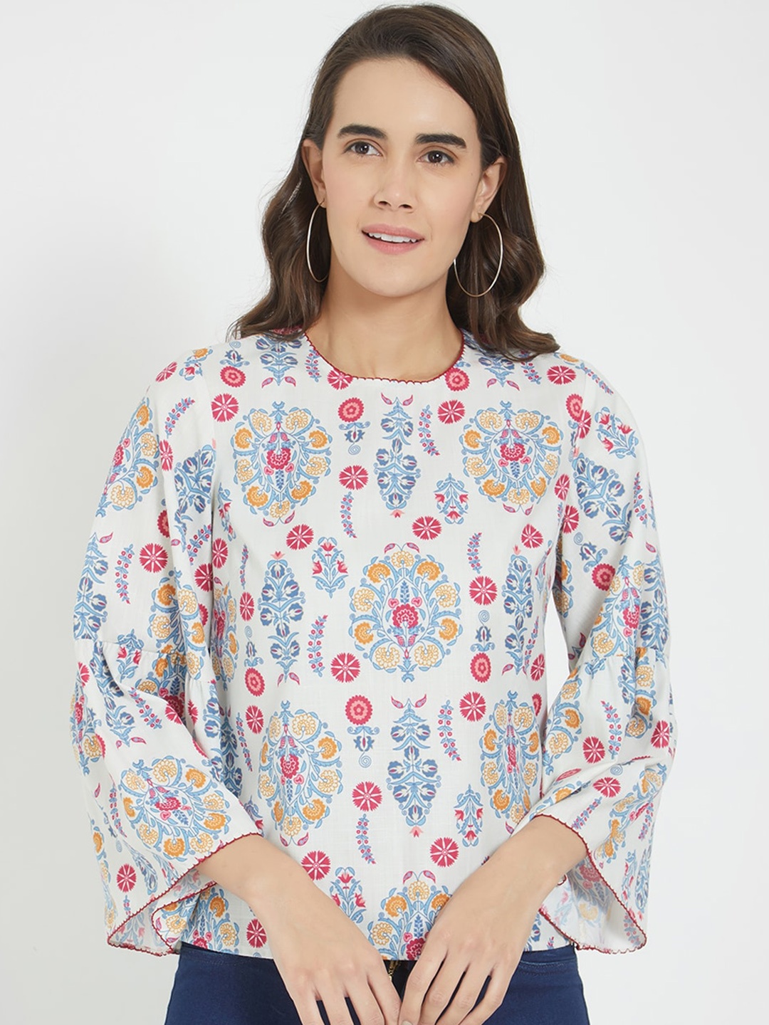 

Fusion Beats Off White & Pink Floral Regular Top