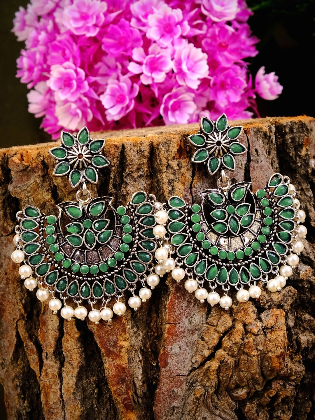 

Crunchy Fashion Silver-Plated & Green Handcrafted Contemporary Chandbalis