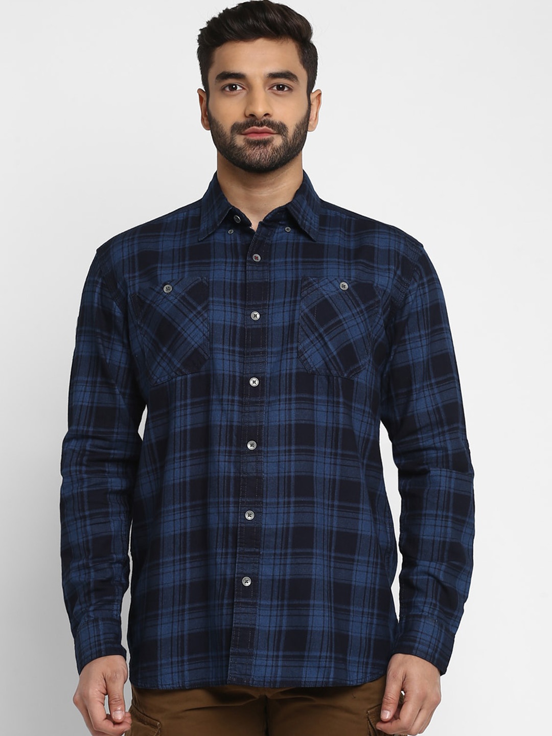 

Royal Enfield Men Navy Blue & Black Regular Fit Checked Casual Shirt