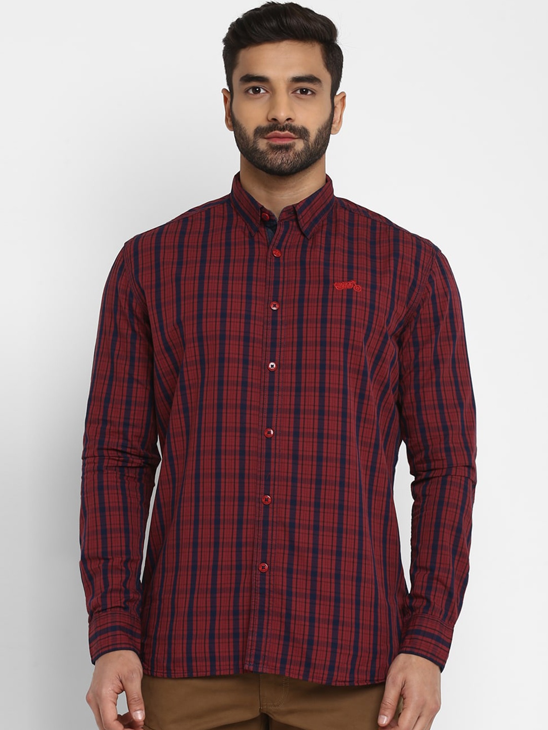 

Royal Enfield Men Red & Navy Blue Regular Fit Checked Casual Shirt