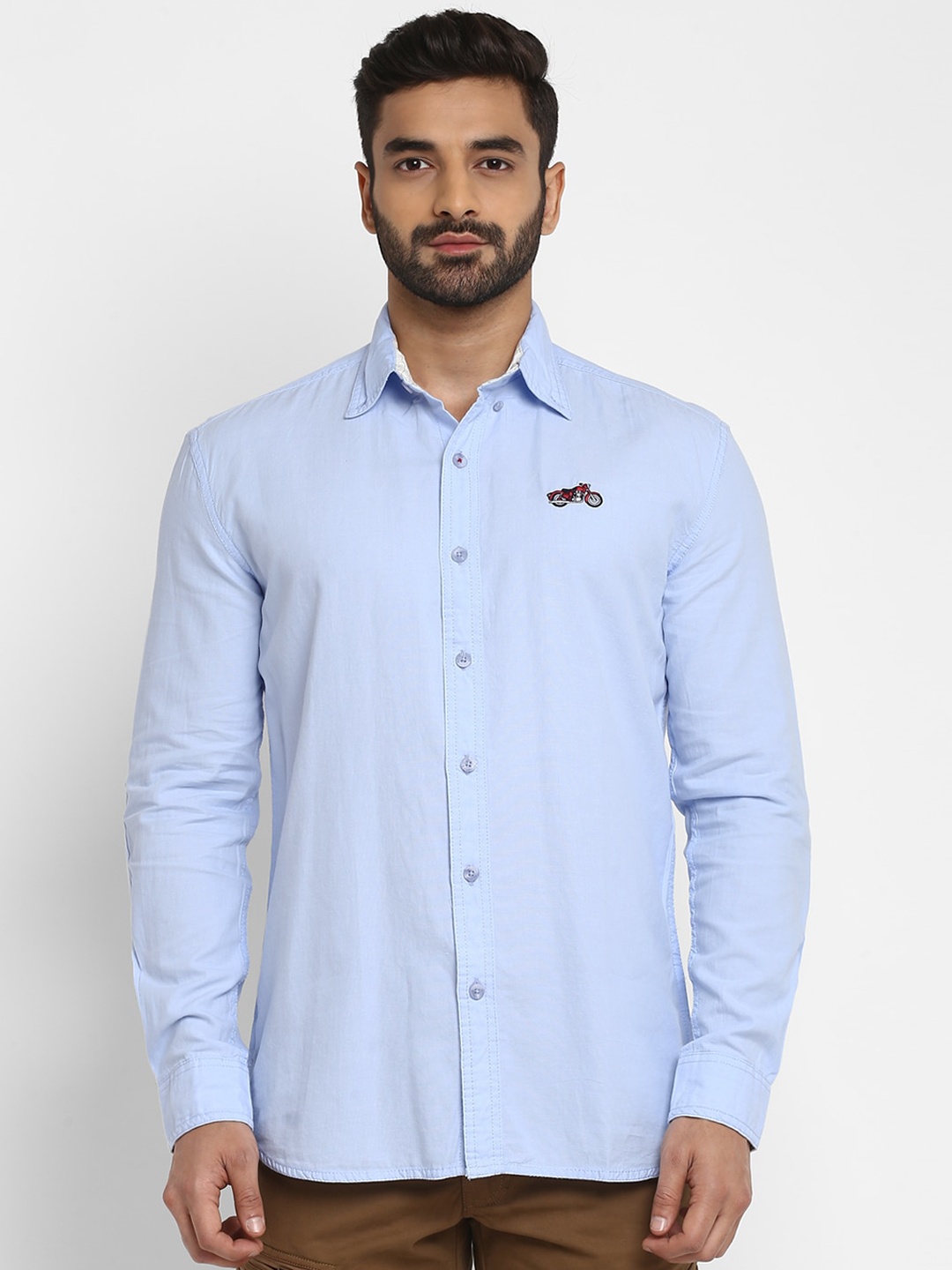 

Royal Enfield Men Blue Regular Fit Solid Casual Shirt